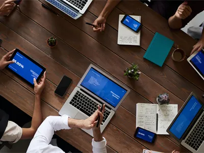 প্রতিফলিত উপাদান সঙ্গে ইউনিফর্ম