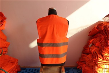 হাই ভিজিবিলিটি শার্ট শুকানো কি এর দীপ্তিকে প্রভাবিত করে?